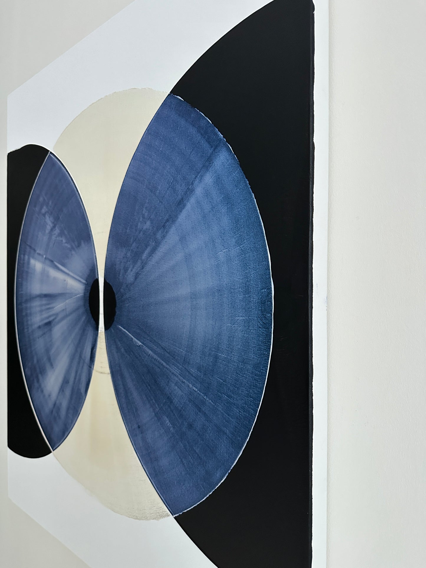"Shimmering Silence II" 120x100cm