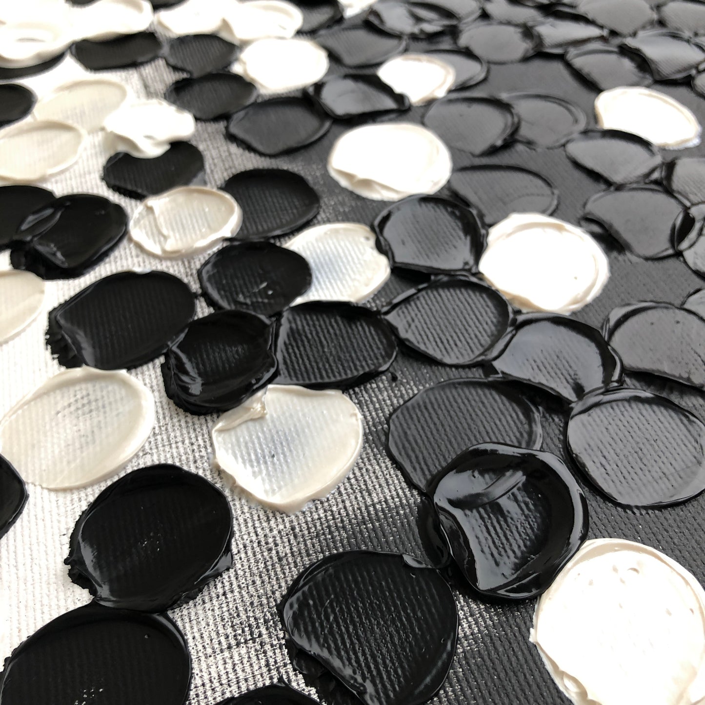 "Black n' White" 60x60cm